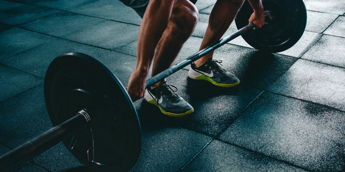 Sled Push con peso completo en Hyrox